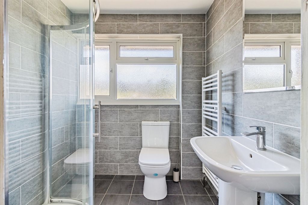 Property photo 3 of 20 Pbox-Img.Jpg