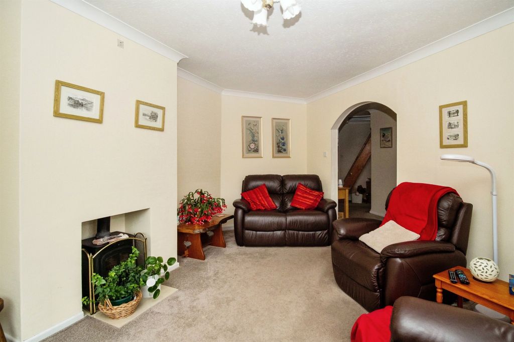 Property photo 3 of 17