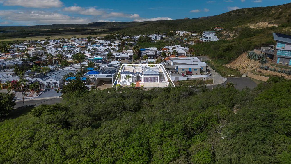 Property photo 2 of 26