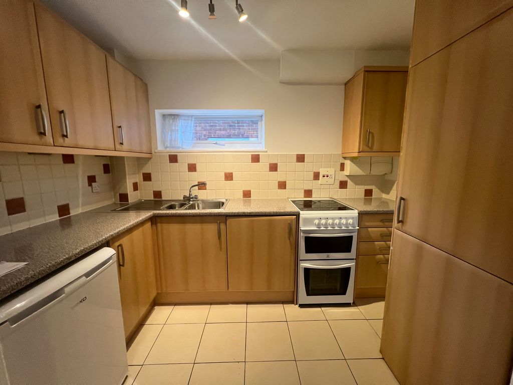 Property photo 2 of 6