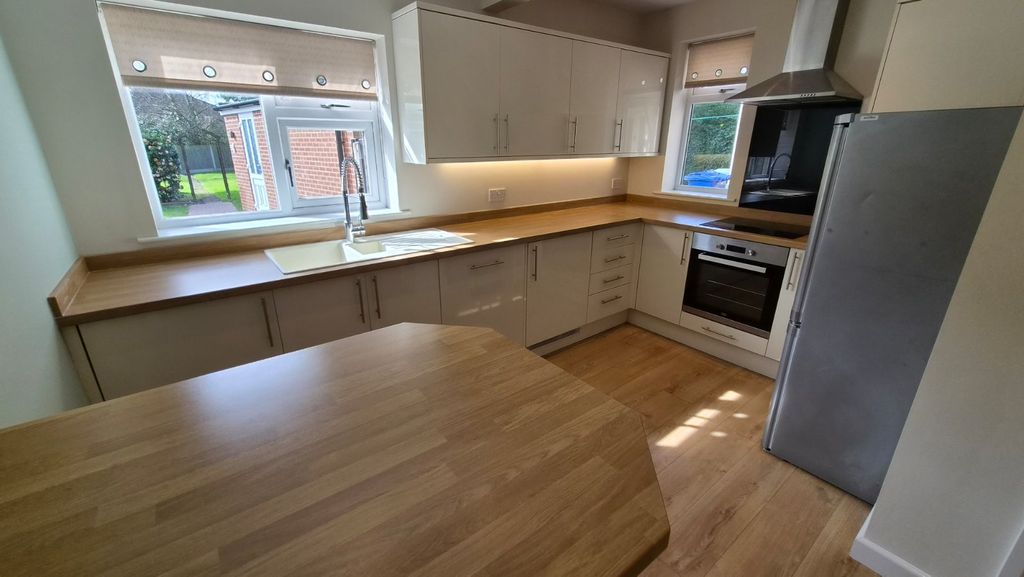 Property photo 3 of 13 Picture No. 24