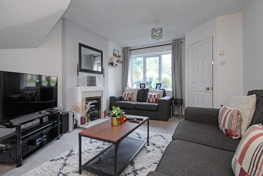 Property photo 3 of 11 Img_5895.Jpg