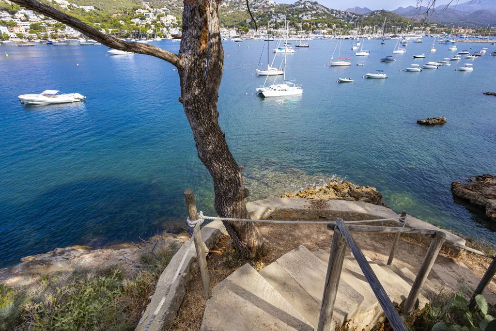 Property photo 1 of 25