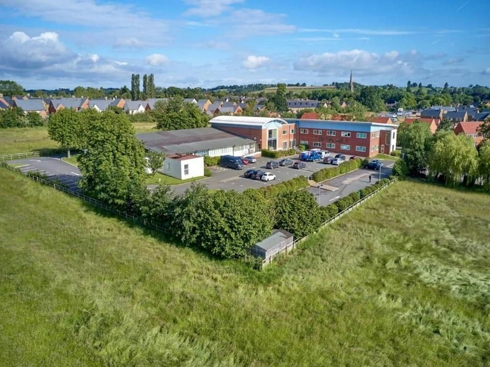 Property photo 1 of 13 Bloxham Mill.Jpg