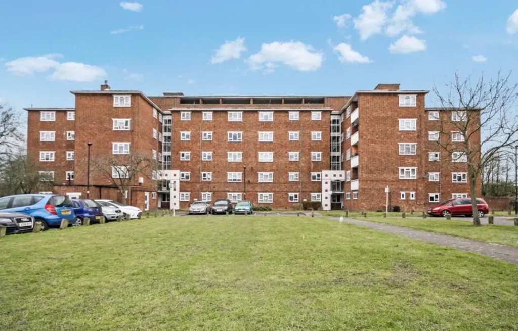 Property photo 1 of 7