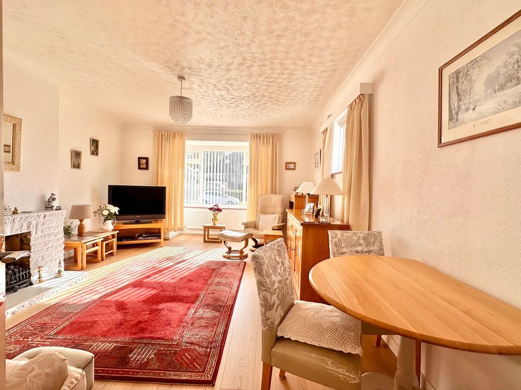 Property photo 3 of 22