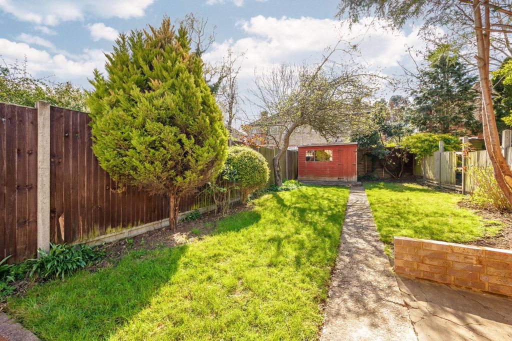 Property photo 3 of 11