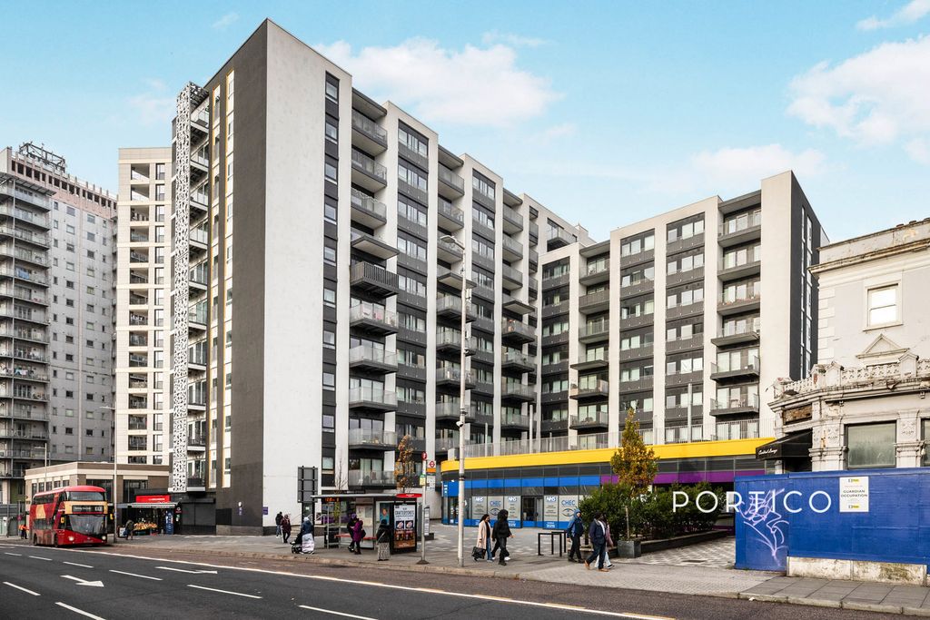 Property photo 1 of 10 Photo