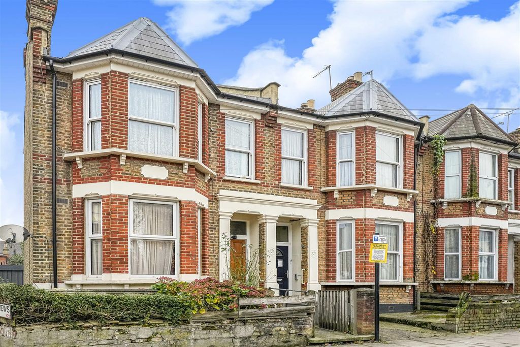 Property photo 1 of 10