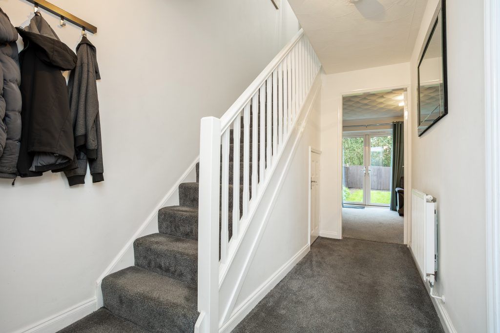 Property photo 3 of 31