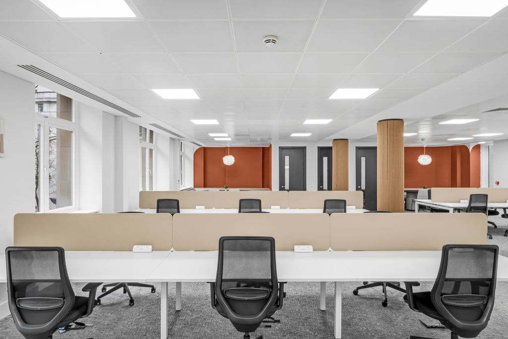 Property photo 2 of 8