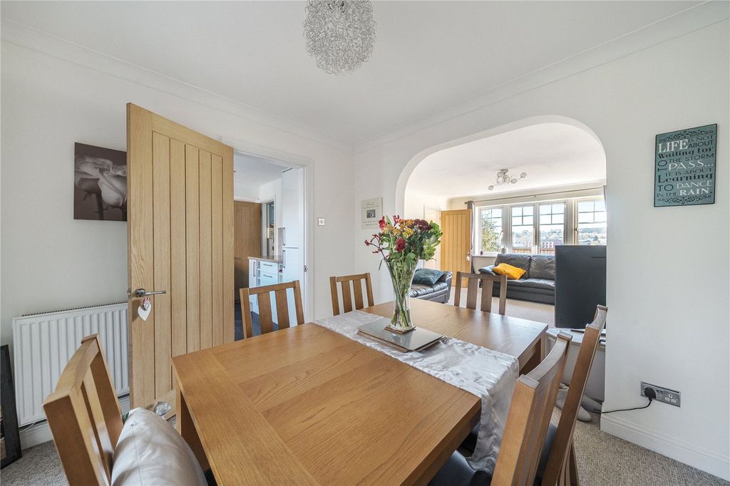 Property photo 3 of 22 Picture No. 35