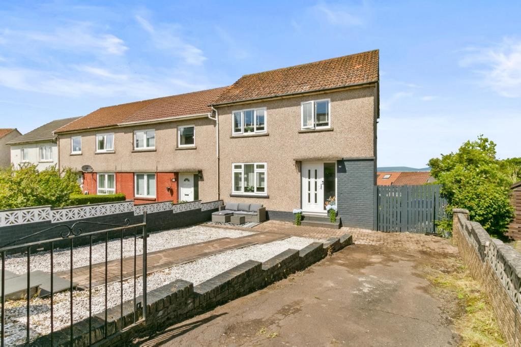 Property photo 1 of 26