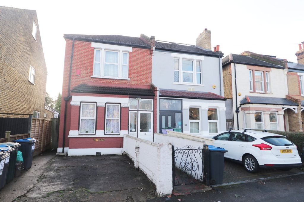 Property photo 1 of 21 Front