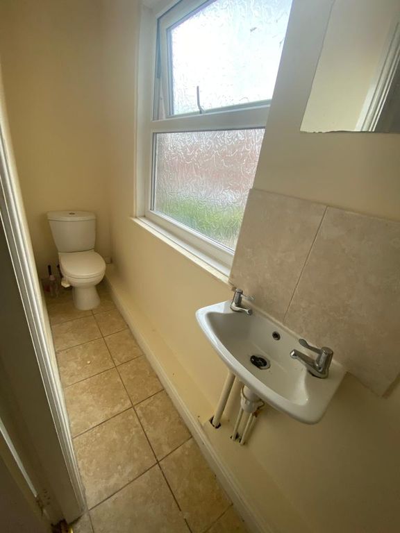 Property photo 1 of 4