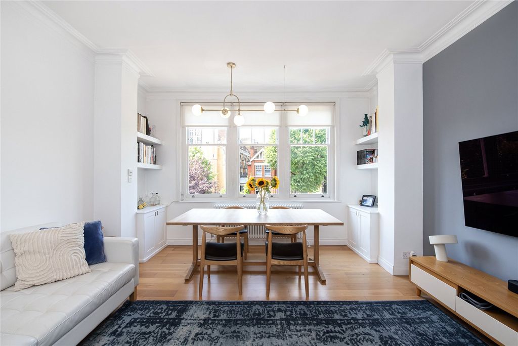 Property photo 1 of 16 Reception/Dining