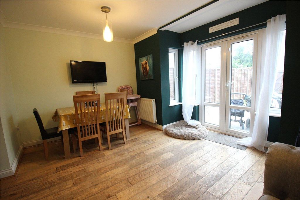 Property photo 2 of 9 6.Jpg