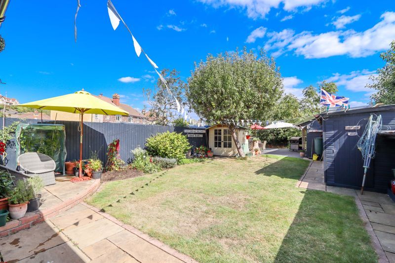 Property photo 3 of 31 Photo 24