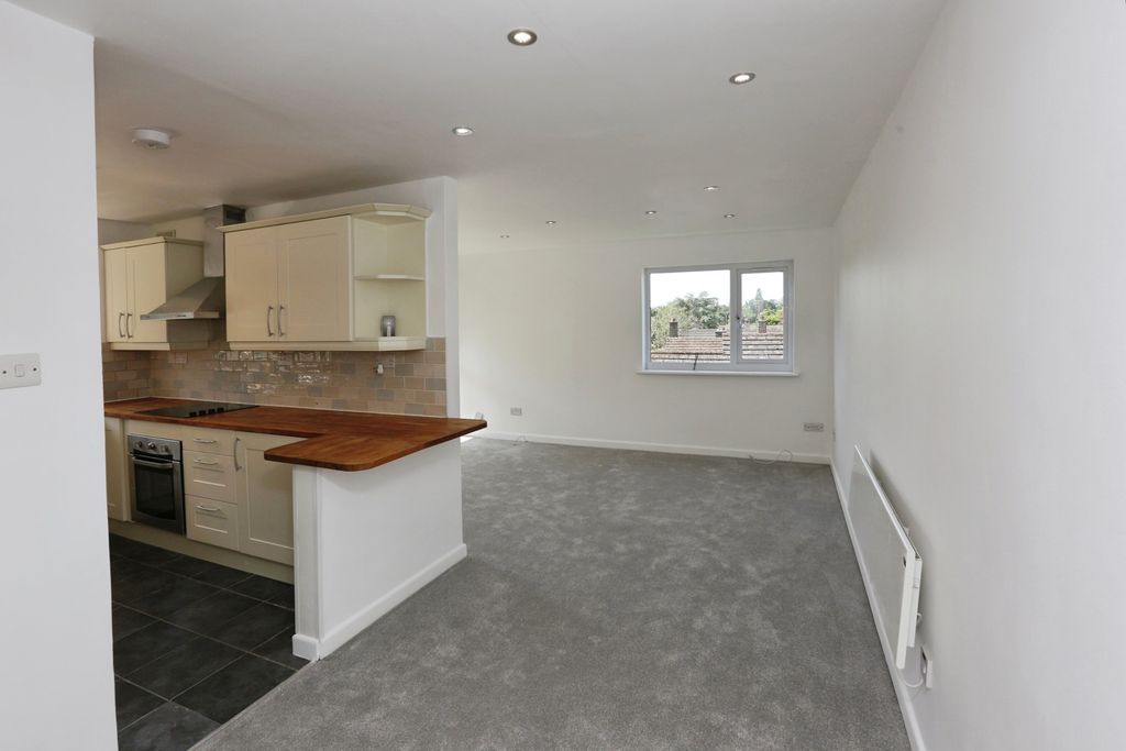 Property photo 3 of 14 Pbox-Img.Jpg