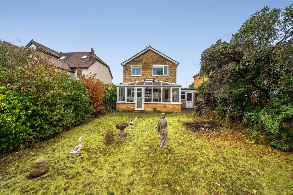 Property photo 3 of 17 Picture No. 24
