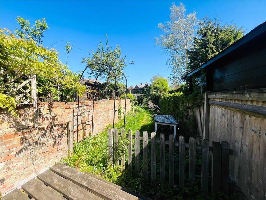 Property photo 2 of 11 Picture No. 20