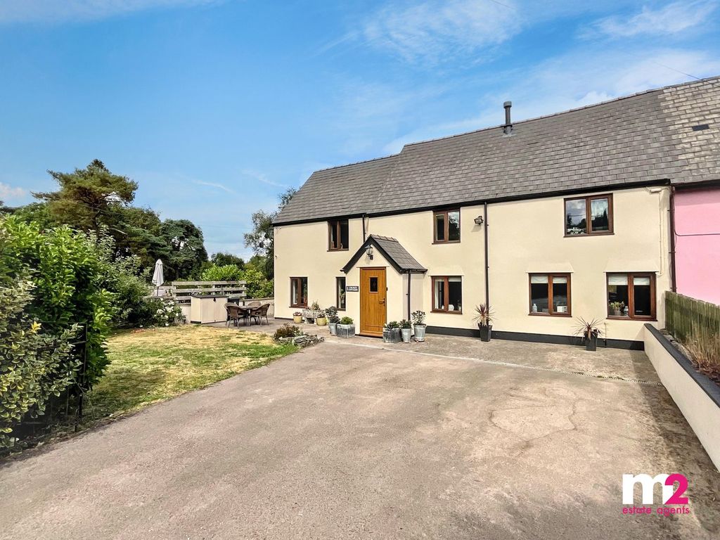 Property photo 1 of 25