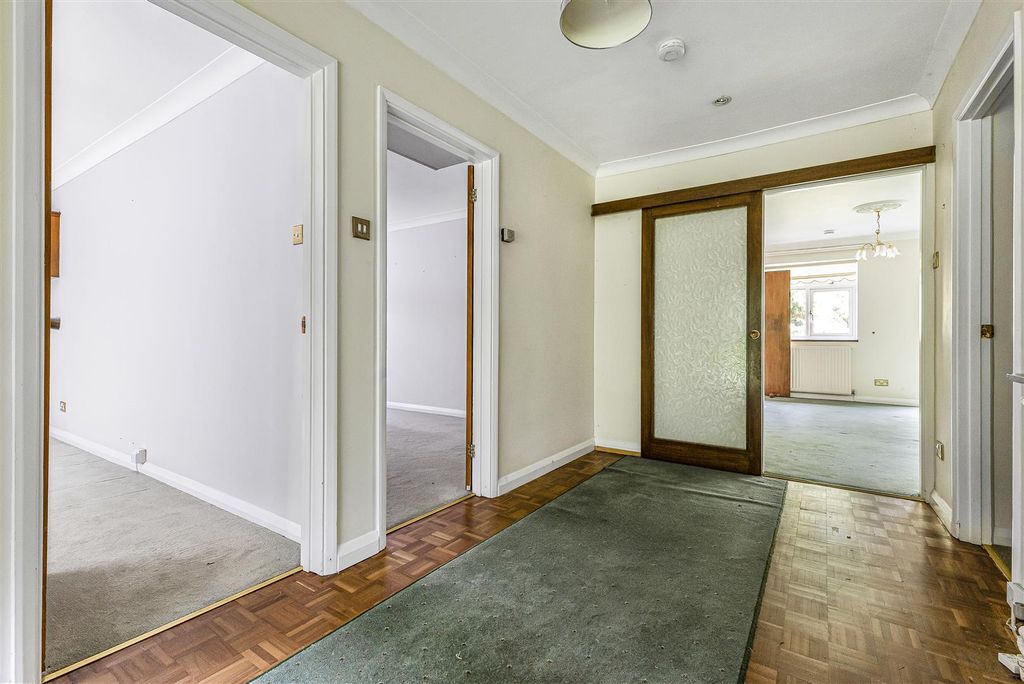 Property photo 2 of 18 B2G_7064.Jpg