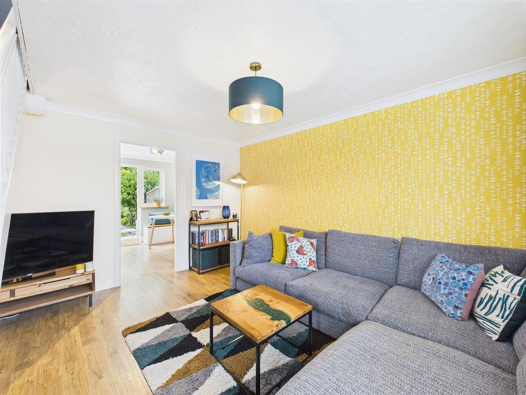 Property photo 3 of 13 Cam04907G0-Pr0284-Still003.Jpg