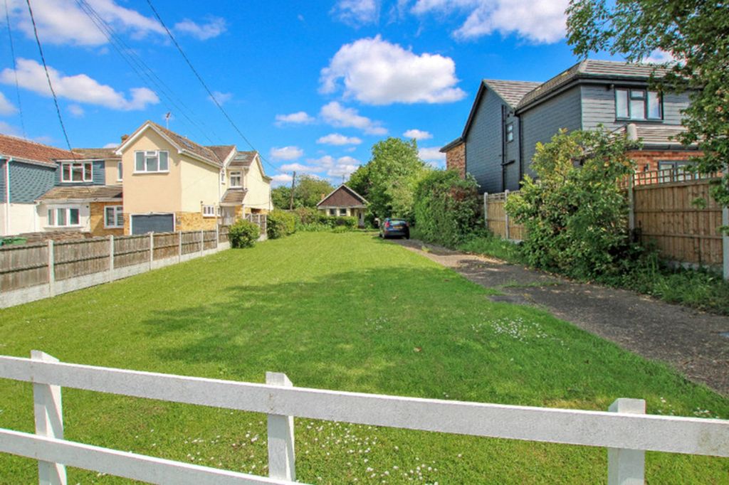 Property photo 2 of 7