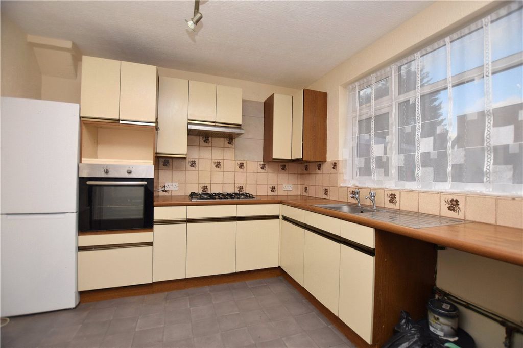 Property photo 2 of 9 Picture No. 03