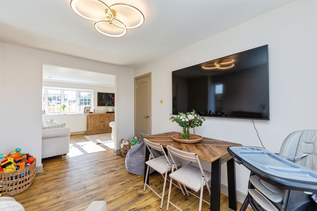 Additional image 6 of 4 bed detached house for saleBlackmore, Letchworth Garden City SG6