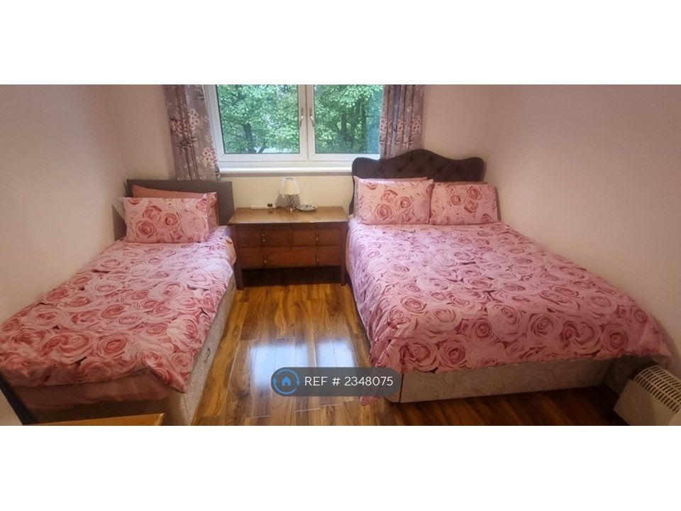 Property photo 3 of 22