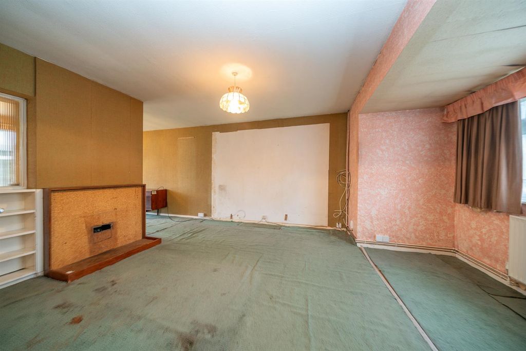 Property photo 3 of 16 70-The-Horseshoe-1007.Jpg