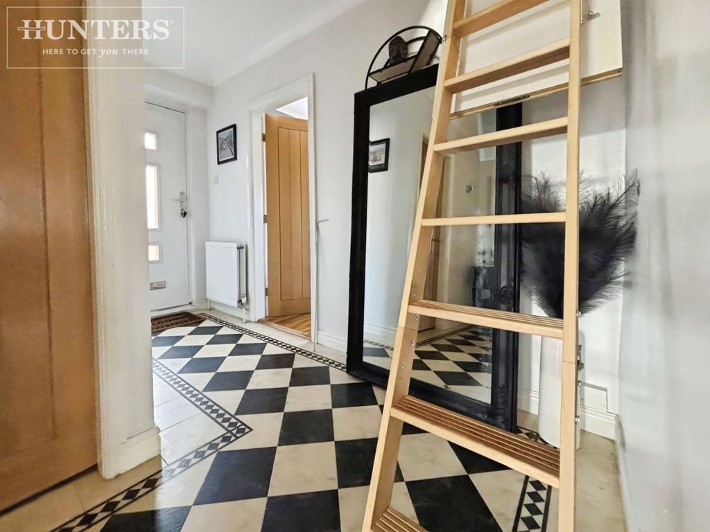 Property photo 2 of 23 Pbox-Img.Jpg