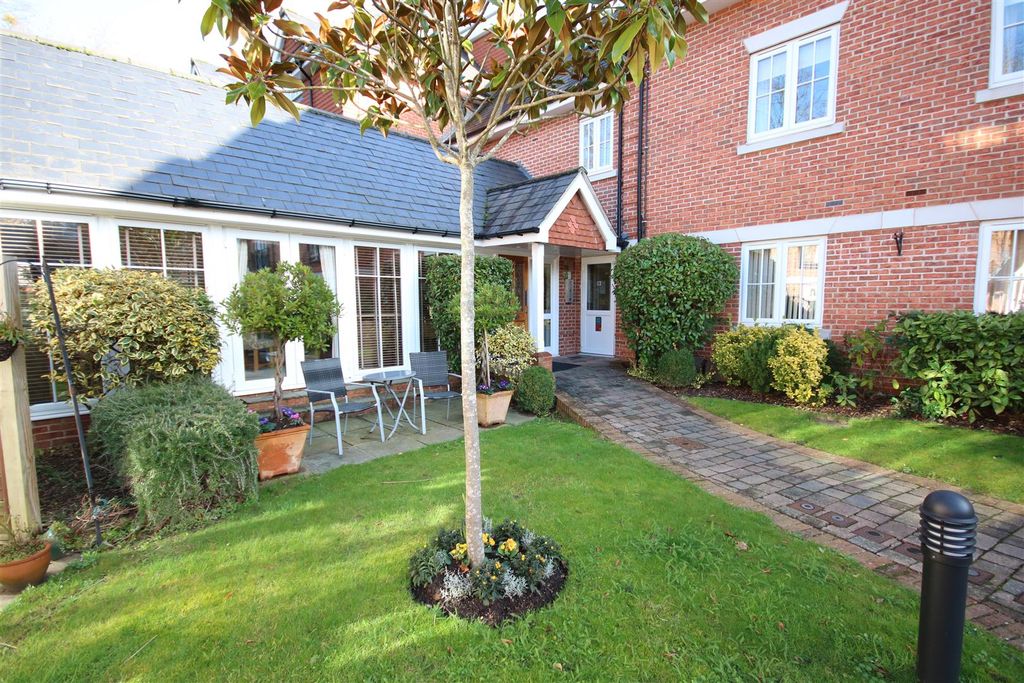 Property photo 2 of 39 Img_8452.Jpg