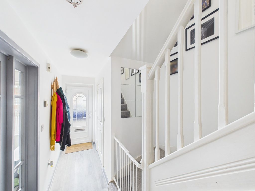 Property photo 2 of 15 4985316