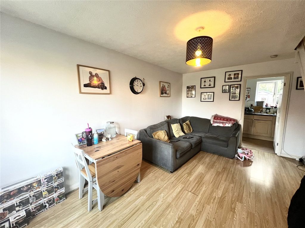 Property photo 2 of 13 Picture No. 03