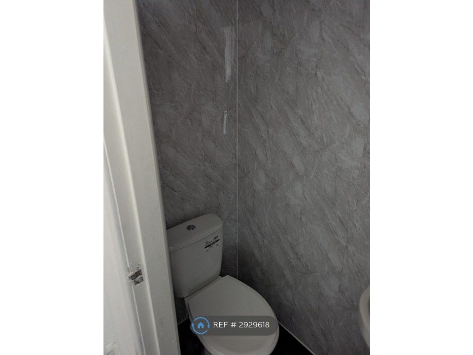 Property photo 3 of 4