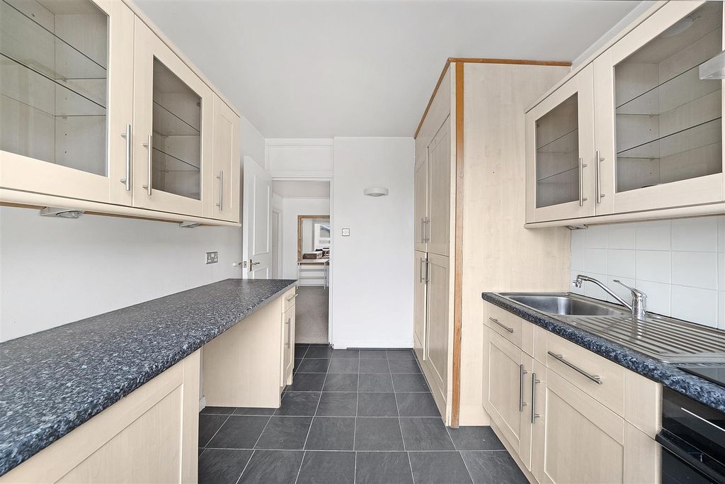 Property photo 3 of 15 Kitchen