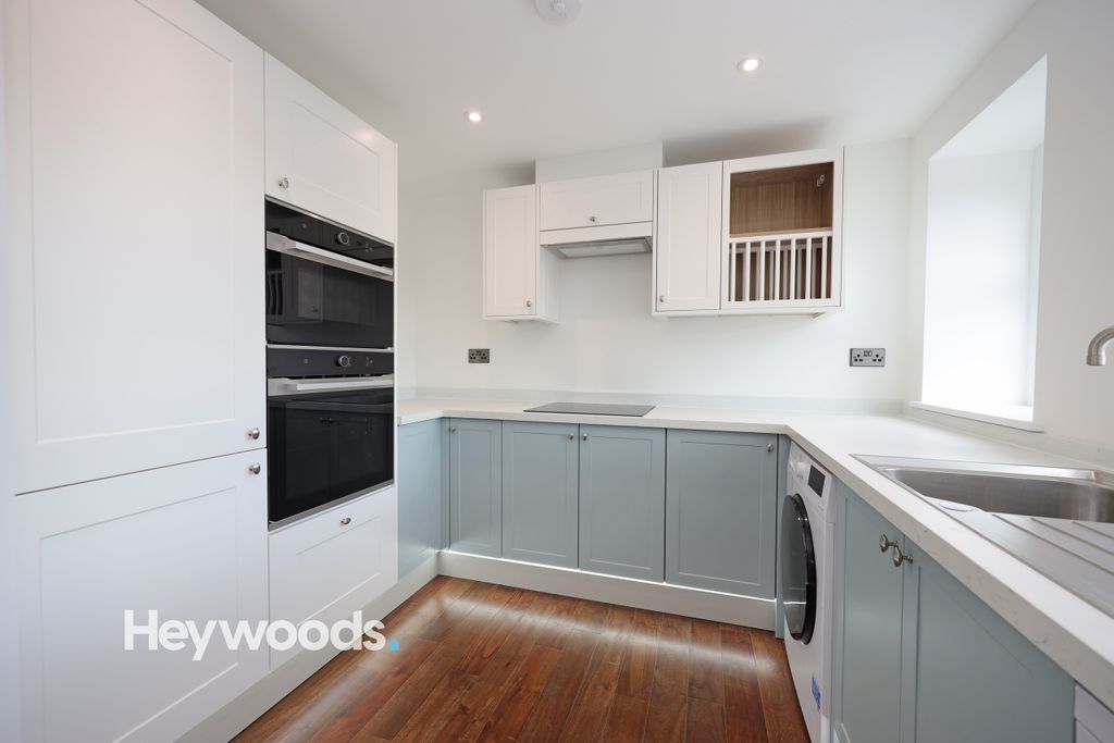 Property photo 1 of 16 0F1A0011