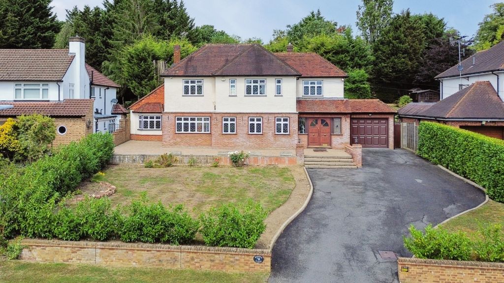 Property photo 1 of 24
