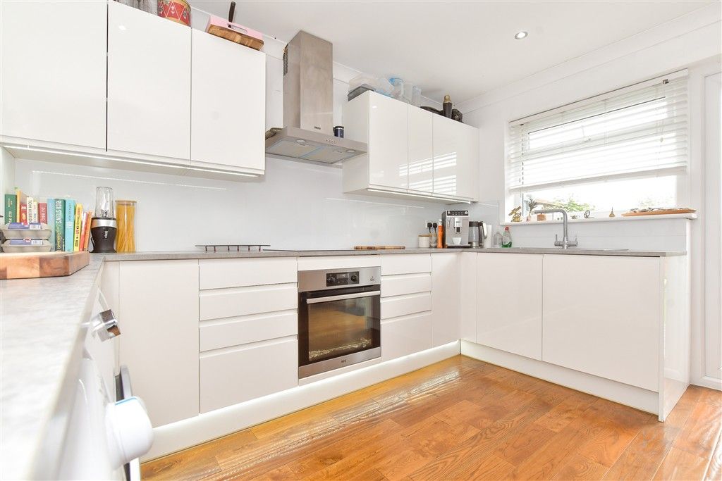 Property photo 3 of 14 Kitchen/Diner