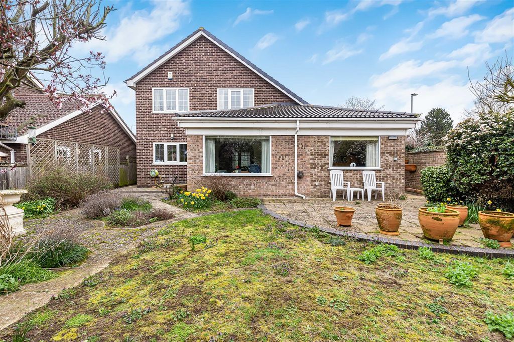 Property photo 2 of 23 3_75209.Jpg