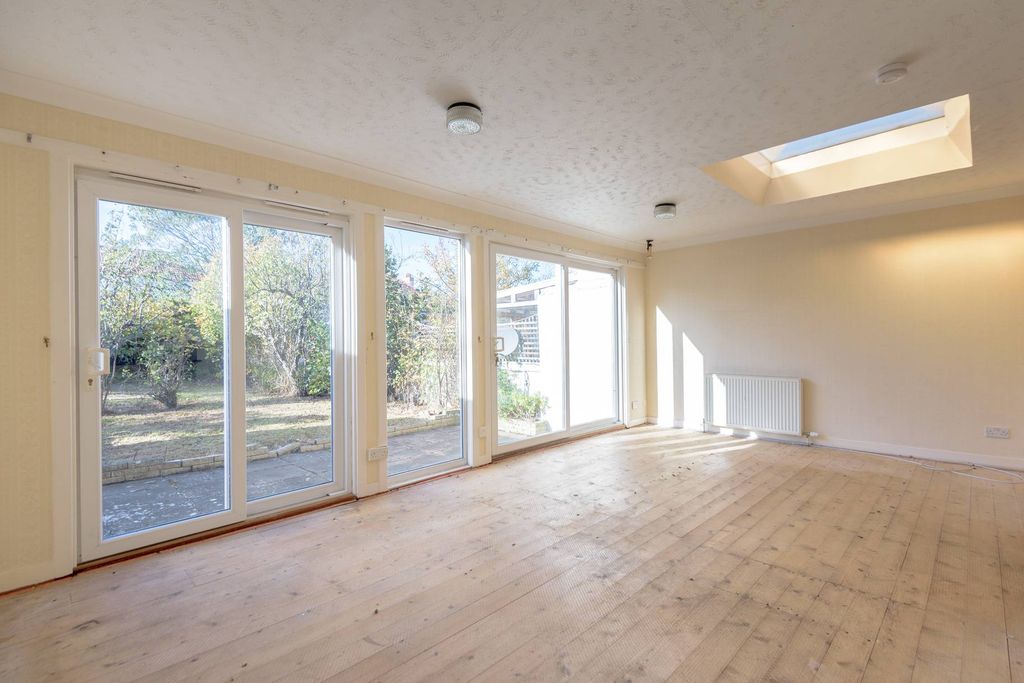 Property photo 2 of 29 Property Image 2