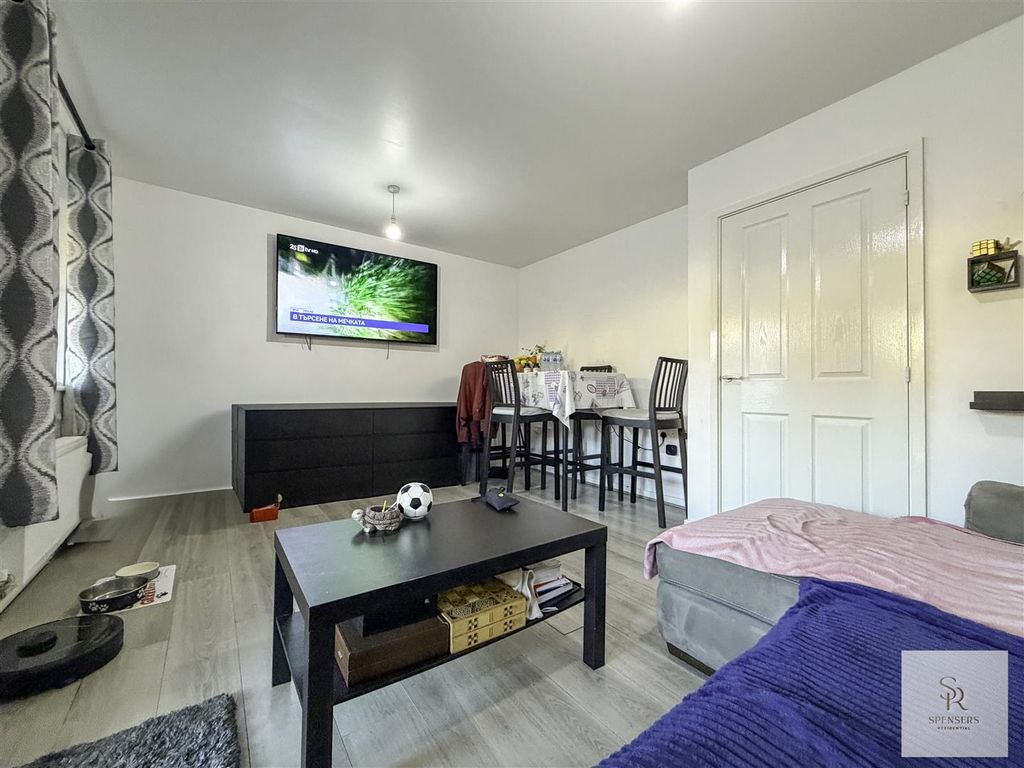 Property photo 2 of 14 Img_2628.Jpg