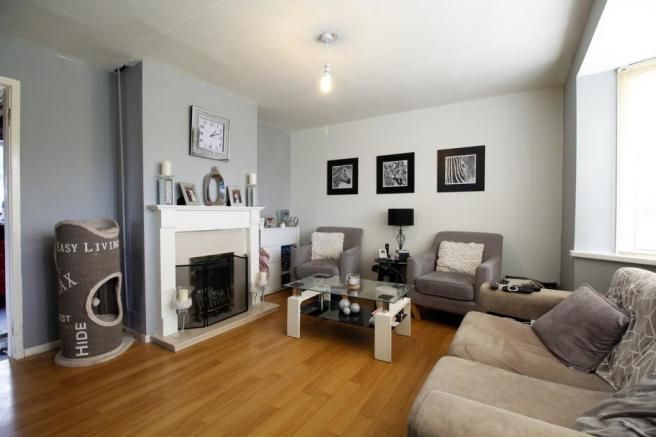 Property photo 2 of 8