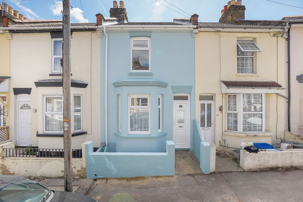 Property photo 1 of 15