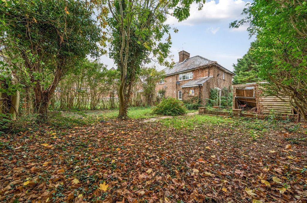 Property photo 1 of 25