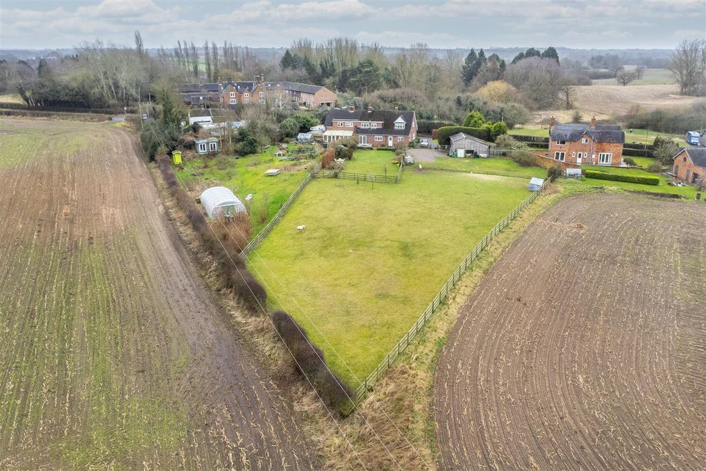 Property photo 3 of 32 Aerial 03.Jpg