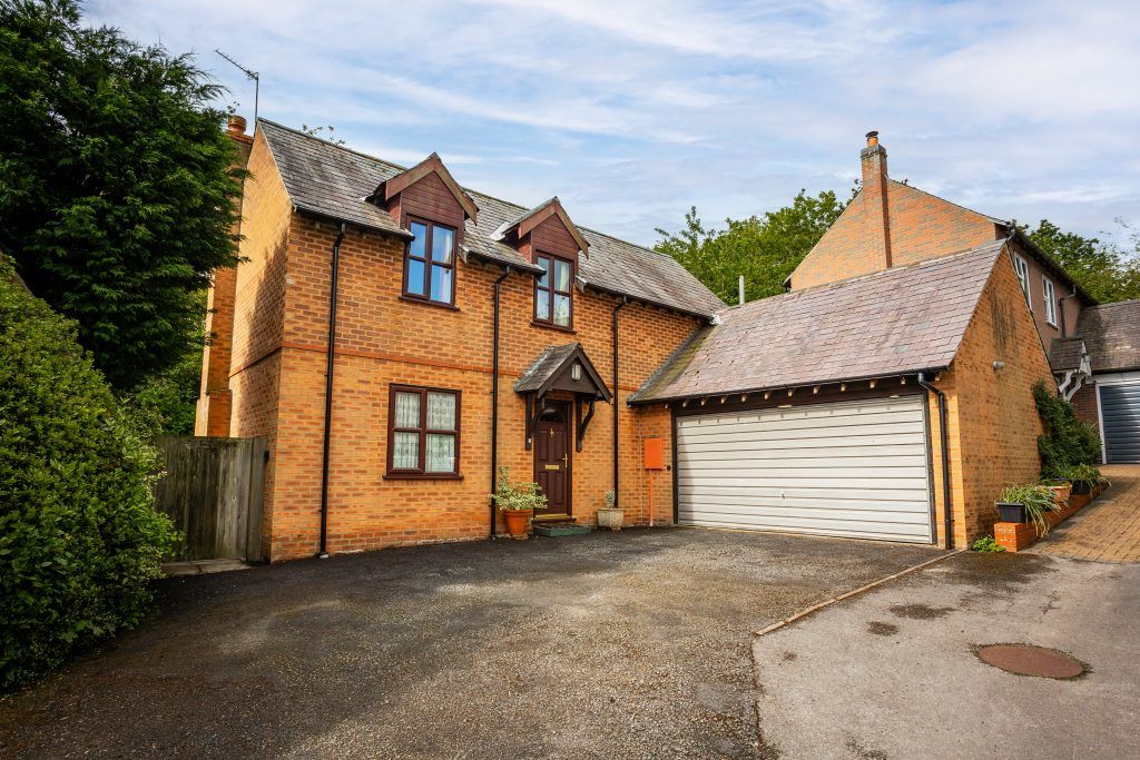 Property photo 1 of 30